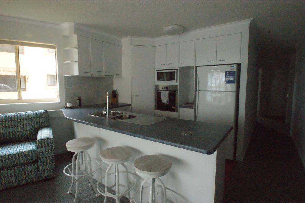The Esplanade Riverview Holiday Apartments Maroochydore Exterior photo
