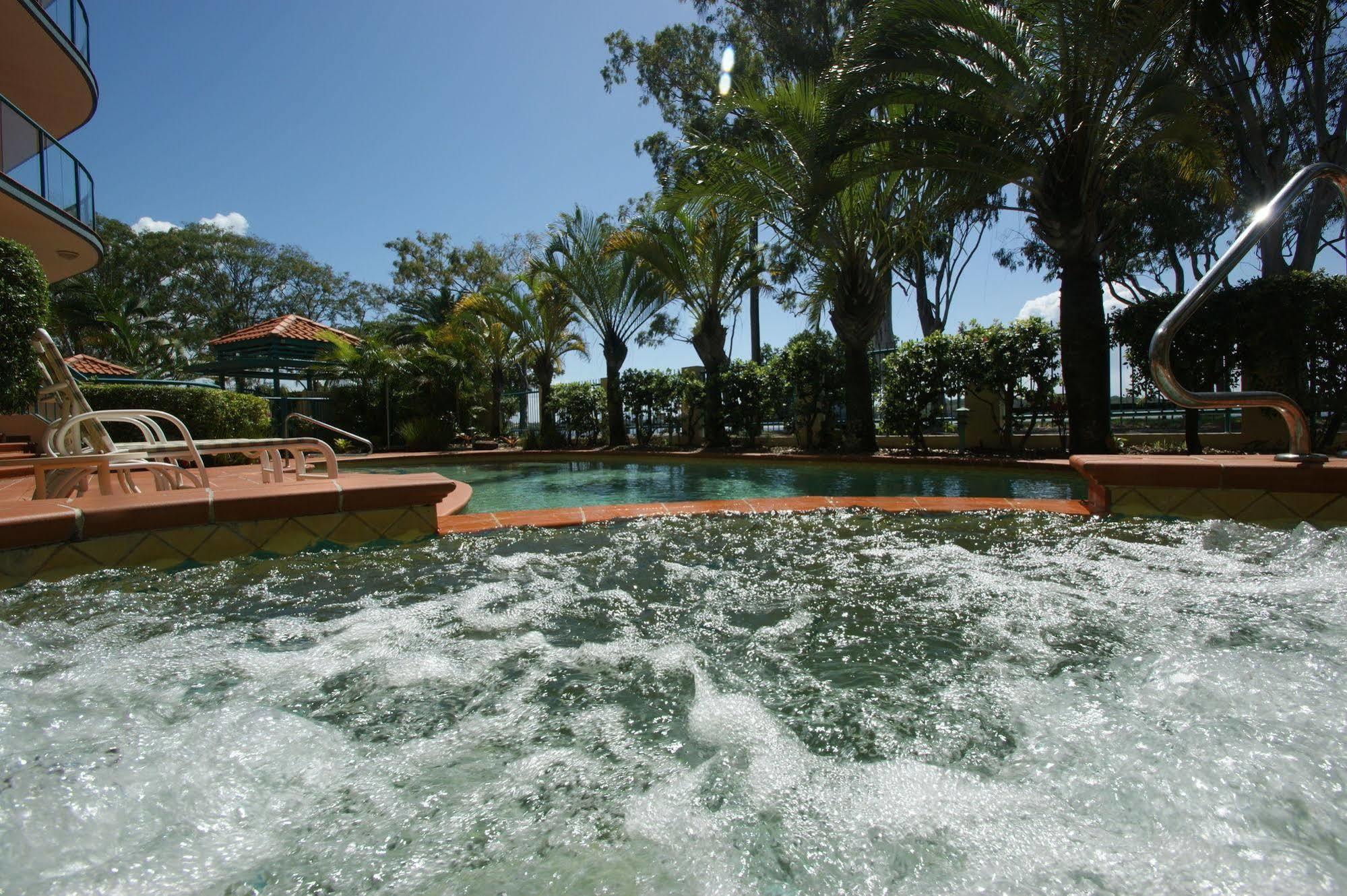 The Esplanade Riverview Holiday Apartments Maroochydore Exterior photo